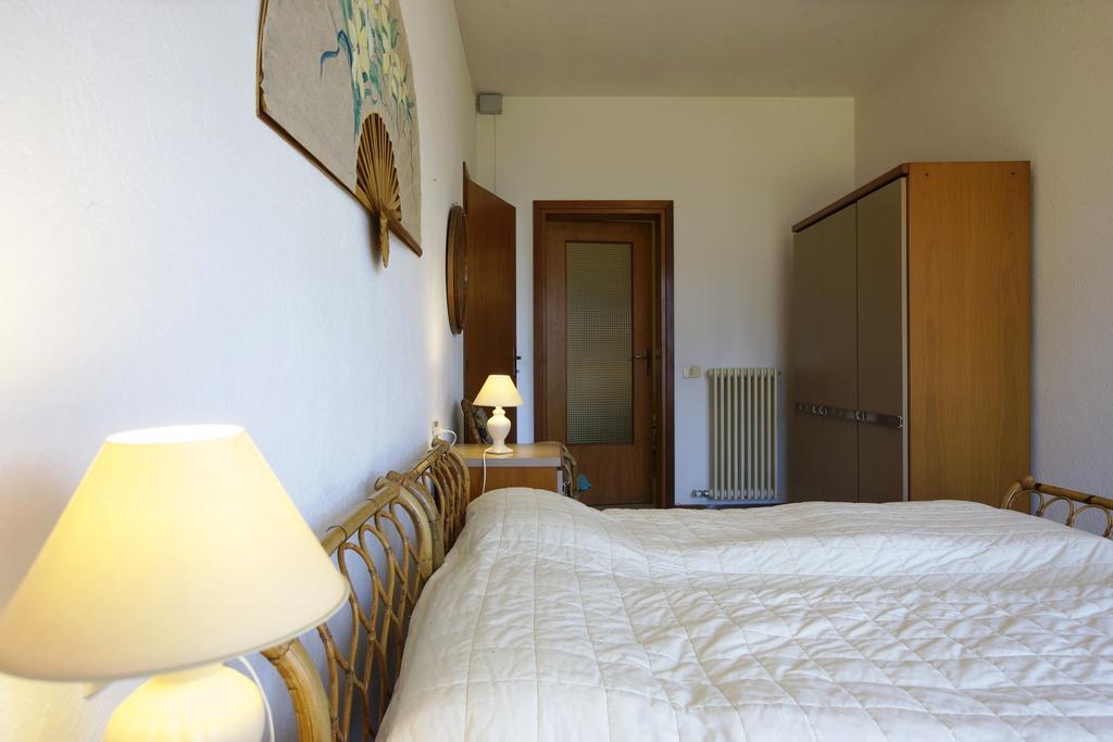 Villa Panorama Porto Valtravaglia Exteriör bild